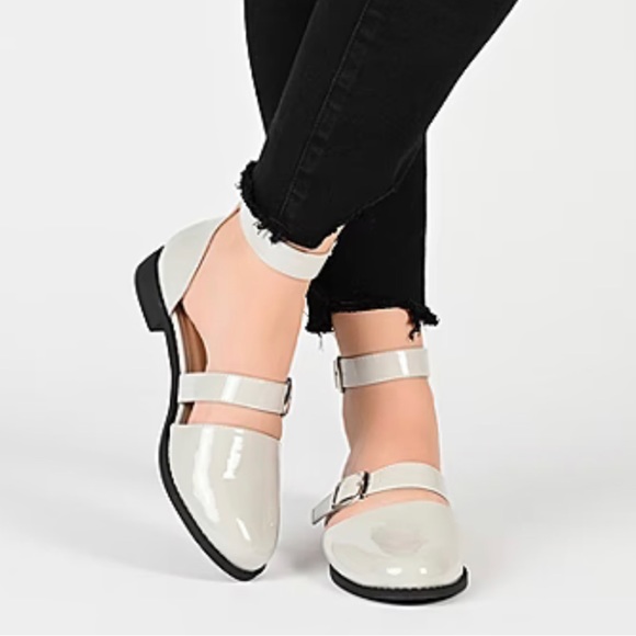 Journee Collection Womens Constance-Wd Mary Jane Shoes Wide Width - Picture 8 of 8